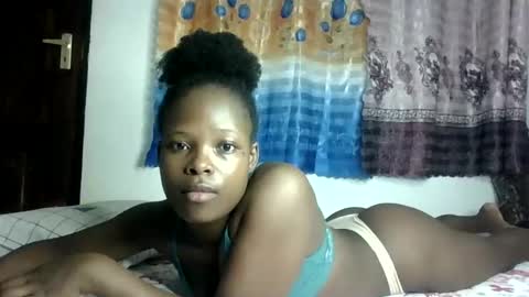 Melly online show from January 23, 1:19 am