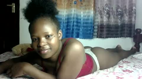 Melly online show from February 8, 1:22 am