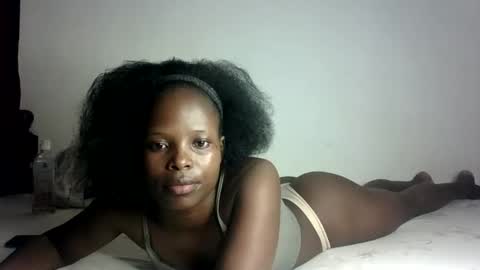 Melly online show from February 10, 6:56 pm