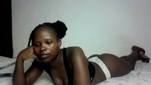 Melly online show from March 8, 7:09 pm
