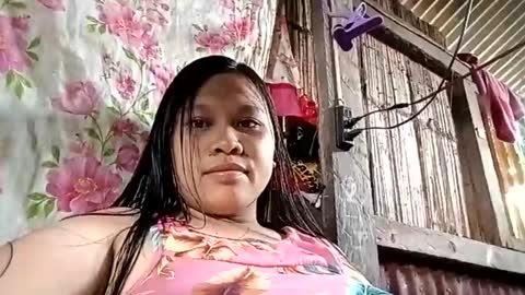 prettyneca5991 online show from December 17, 2:23 am