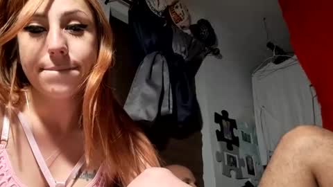 Snapshot of prettypinkie247 chatting on September 19, 10:27 am prettypinkie247 online show from September 19, 10:27 am