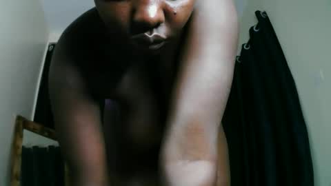 prettyreen online show from February 9, 6:45 pm