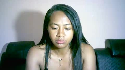 Snapshot of prettysexy3601 chatting on December 19, 3:02 am prettysexy3601 online show from December 19, 3:02 am