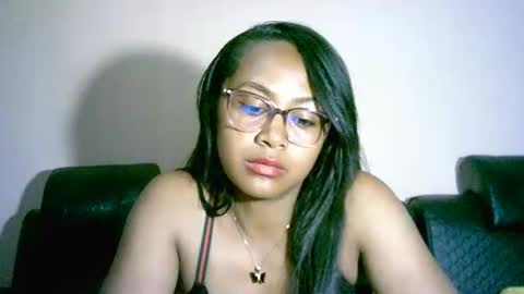 prettysexy3601 online show from May 4, 2:35 pm