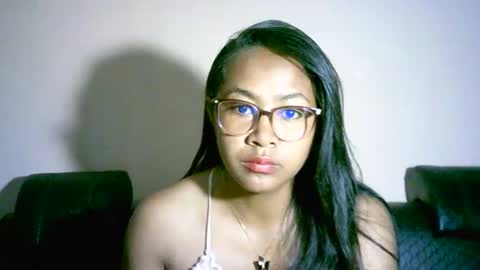 prettysexy3601 online show from May 18, 1:35 am