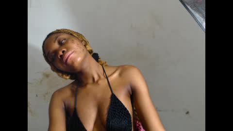 prettysexy6 online show from May 16, 7:45 pm