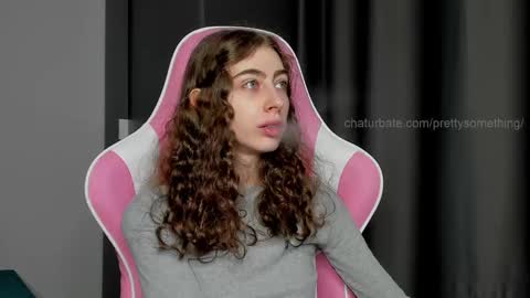 Snapshot of prettysomething chatting on March 11, 9:02 am Sophie next stream will be at Monday i will wait you guys online show from March 11, 9:02 am