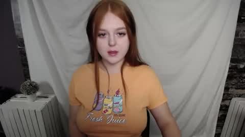 Snapshot of prettyvalerii_ chatting on February 3, 1:09 am Valeri online show from February 3, 1:09 am