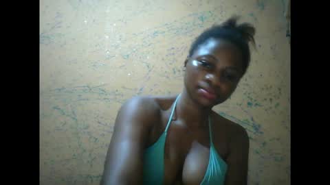 Snapshot of prettyxxpac chatting on February 9, 12:58 am prettyxxpac online show from February 9, 12:58 am