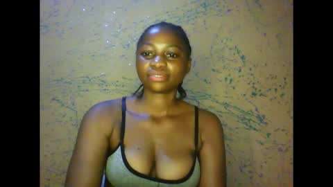 Snapshot of prettyxxpac chatting on February 13, 3:08 pm prettyxxpac online show from February 13, 3:08 pm