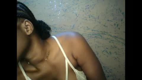 Snapshot of prettyxxpac chatting on April 6, 12:52 am prettyxxpac online show from April 6, 12:52 am