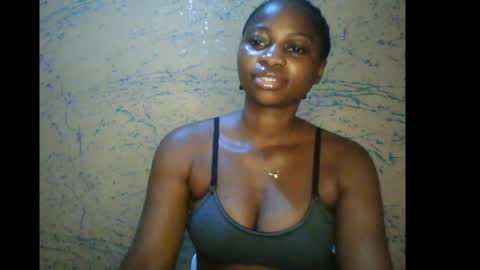 Snapshot of prettyxxpac chatting on April 21, 4:23 pm prettyxxpac online show from April 21, 4:23 pm