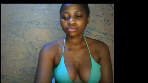 Snapshot of prettyxxpac chatting on April 25, 4:59 am prettyxxpac online show from April 25, 4:59 am