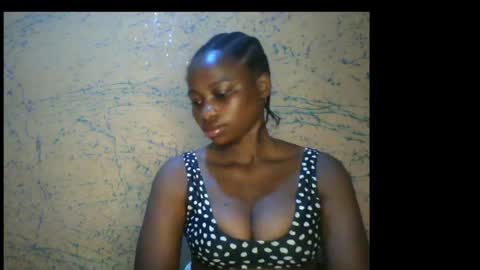 Snapshot of prettyxxpac chatting on May 6, 4:41 am prettyxxpac online show from May 6, 4:41 am