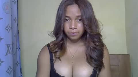 prettyy01 online show from February 12, 7:31 pm