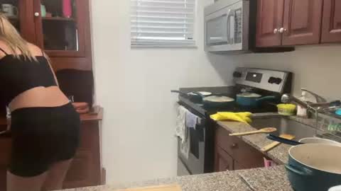 prettyyykittyyy22 online show from October 16, 7:48 pm