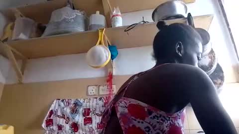 prettyzuzu online show from September 9, 5:40 am