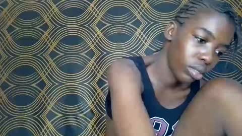 prettyzuzu online show from November 10, 8:13 am