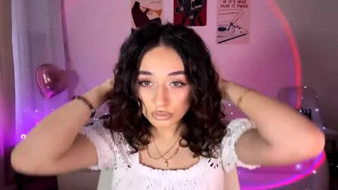 Sofi online show from May 8, 1:49 pm