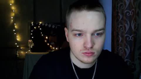 Snapshot of princ4real chatting on January 20, 7:47 am prince online show from January 20, 7:47 am