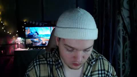 Snapshot of princ4real chatting on February 12, 5:37 am prince online show from February 12, 5:37 am