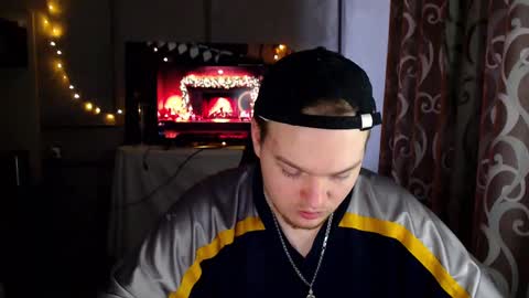 Snapshot of princ4real chatting on February 18, 10:49 am prince online show from February 18, 10:49 am