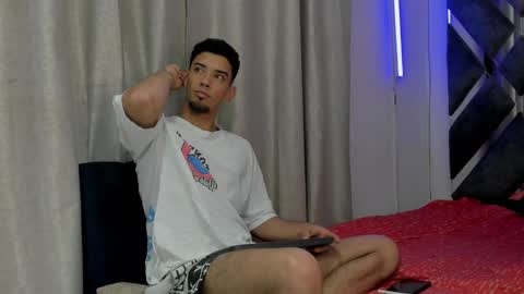 prince_arthur77 online show from December 28, 3:59 pm