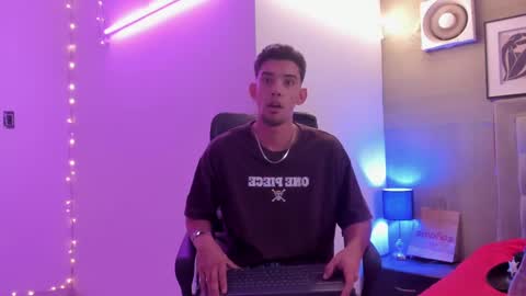 prince_arthur77 online show from January 12, 6:59 pm