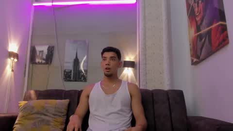 prince_arthur77 online show from January 15, 3:50 pm