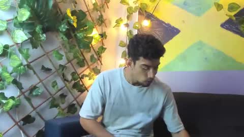 prince_arthur77 online show from September 19, 7:58 pm