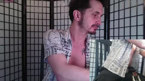 Riffraff online show from April 2, 10:35 am