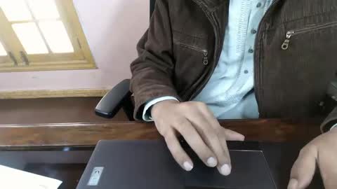lover online show from February 17, 8:09 am
