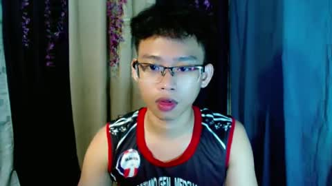 Snapshot of prince_valx chatting on January 25, 8:21 am prince_valx online show from January 25, 8:21 am