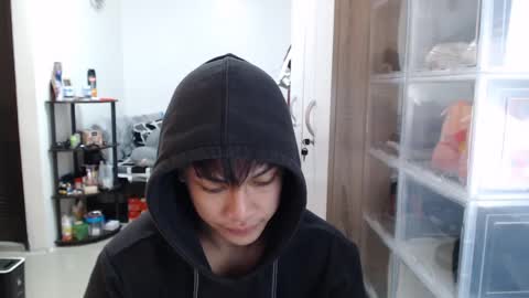 Snapshot of princeadrianx chatting on February 28, 6:54 am Prince Adrian online show from February 28, 6:54 am