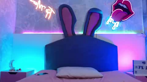 Prince  online show from November 27, 3:30 am