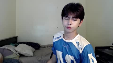 princecalix online show from October 15, 3:28 am