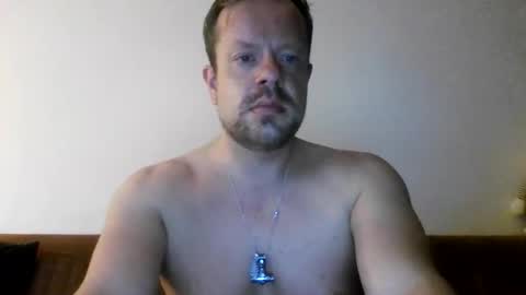 Snapshot of princecharmingbigdick chatting on April 4, 2:10 am princecharmingbigdick online show from April 4, 2:10 am