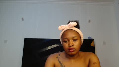 Pretty Mars online show from December 30, 4:19 pm