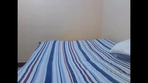 Snapshot of princess_cutie chatting on March 19, 6:17 am princess online show from March 19, 6:17 am