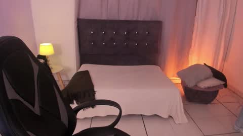 Paula Princess online show from March 14, 4:40 am