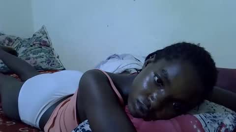 princess_scovia online show from May 9, 6:35 pm