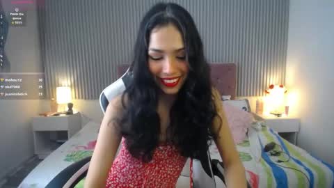 princess_skinny18 online show from June 4, 7:20 pm