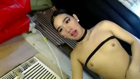 Snapshot of princess_thea123 chatting on December 20, 2:27 pm My Love online show from December 20, 2:27 pm