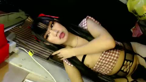 Snapshot of princess_thea123 chatting on January 3, 12:43 am My Love online show from January 3, 12:43 am