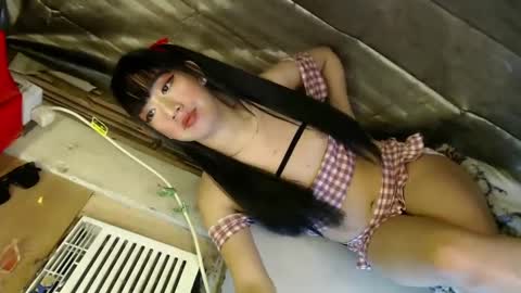 Snapshot of princess_thea123 chatting on February 9, 8:11 am My Love online show from February 9, 8:11 am