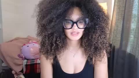 Snapshot of princessamberrrxo chatting on December 30, 11:38 pm Amber online show from December 30, 11:38 pm