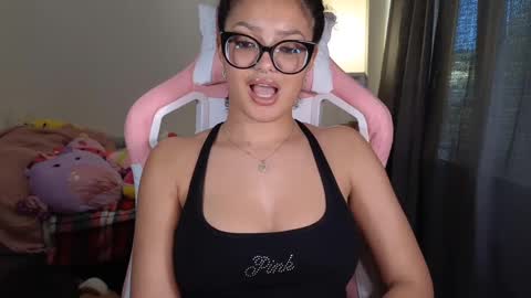 Snapshot of princessamberrrxo chatting on January 28, 8:26 pm Amber online show from January 28, 8:26 pm