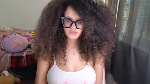 Snapshot of princessamberrrxo chatting on February 21, 9:54 pm Amber online show from February 21, 9:54 pm