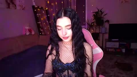 princessamira1 online show from November 27, 3:58 pm